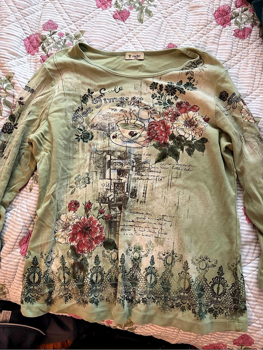 cactus Long Sleeve Floral Graphic Top Size Large